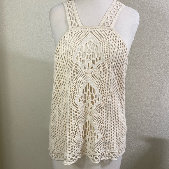 Ultra Pink Tops - Ultra Pink crochet cream‎ NWT top Medium